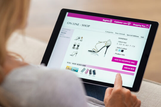 Ecom screen on a tablet